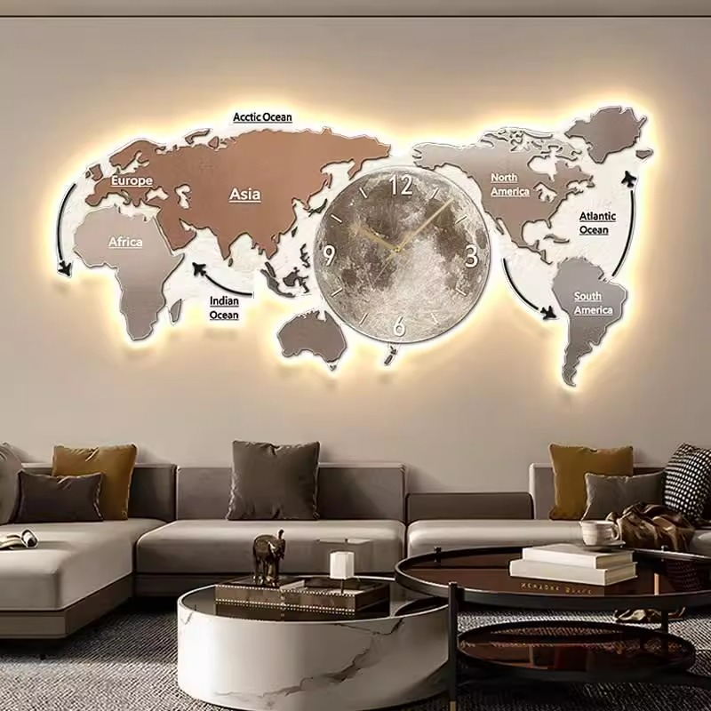 World Map Glowing Wall Clock L - Luxury Watch Wall Clock 评论和价格