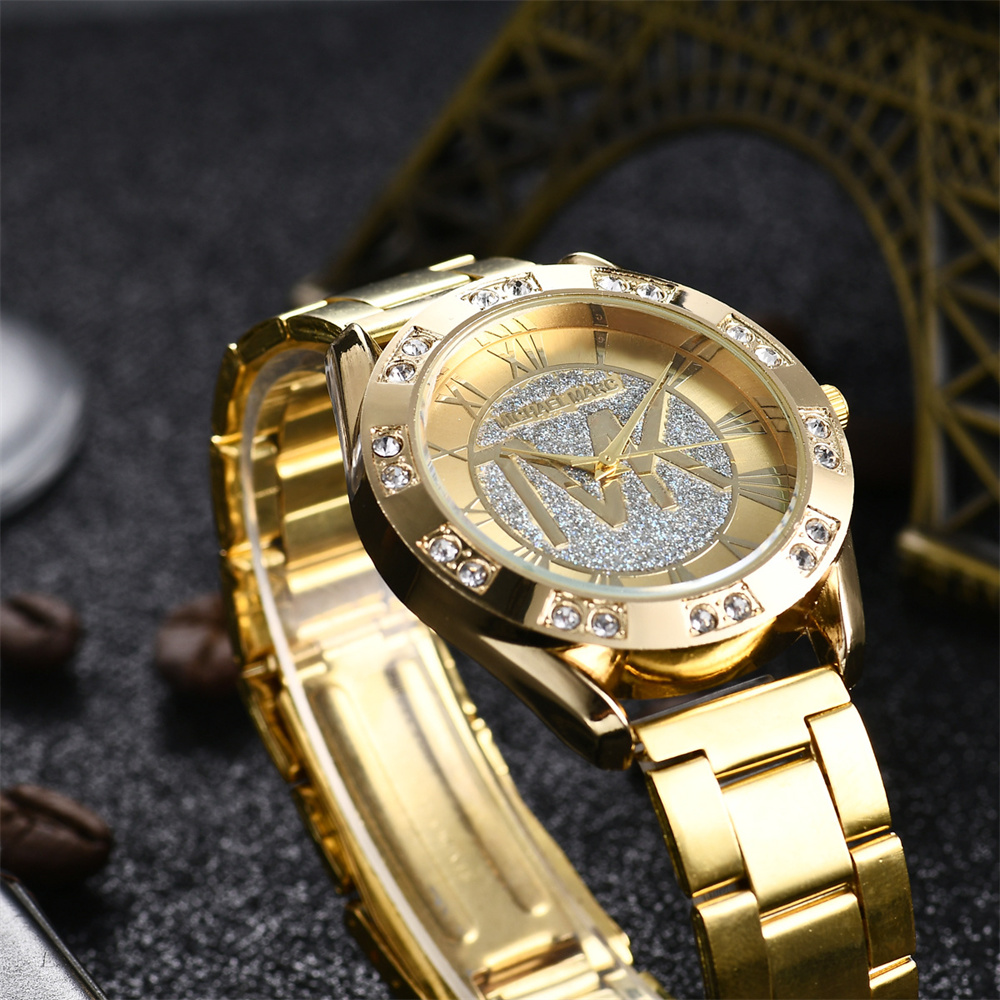 Luxury Women's Watch Fashion 2 - Luxury Watch House 评论和价格